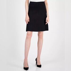 NWT Anne Klein Women’s Directional Elegant Black Pull-On Pleated Midi Skirt